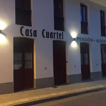 A Fonsagrada Albergue Casa Cuartel מראה חיצוני תמונה
