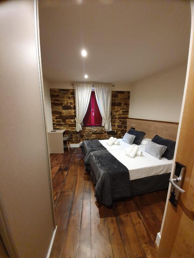 A Fonsagrada Albergue Casa Cuartel מראה חיצוני תמונה