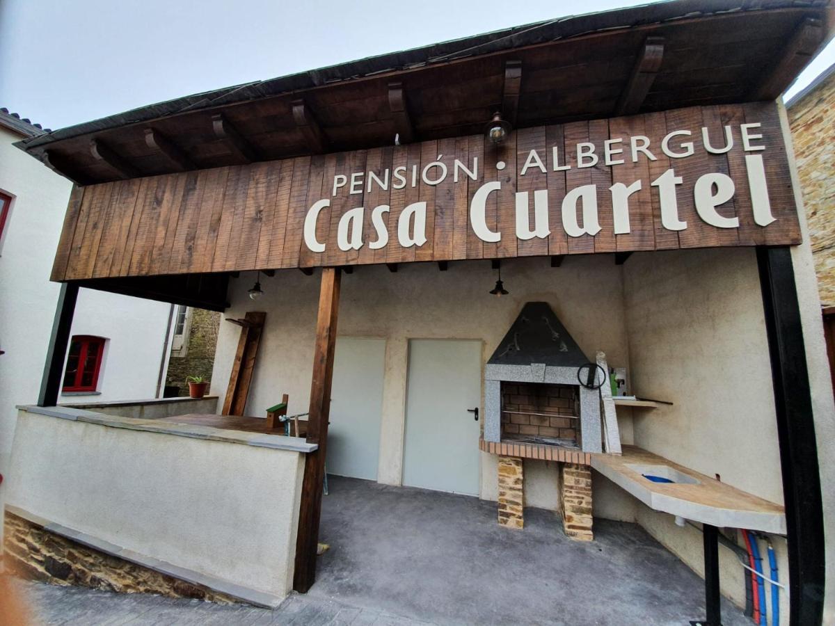 A Fonsagrada Albergue Casa Cuartel מראה חיצוני תמונה