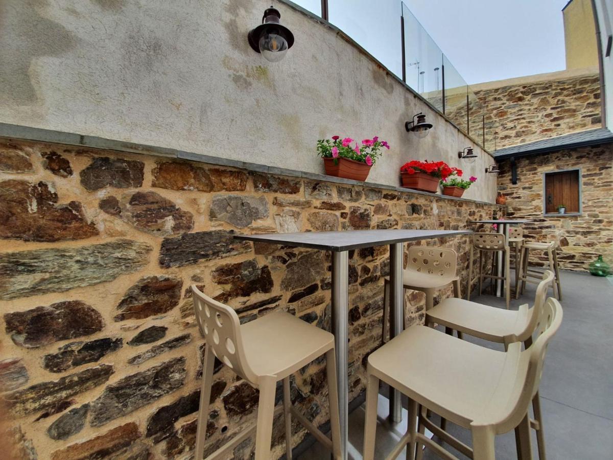 A Fonsagrada Albergue Casa Cuartel מראה חיצוני תמונה