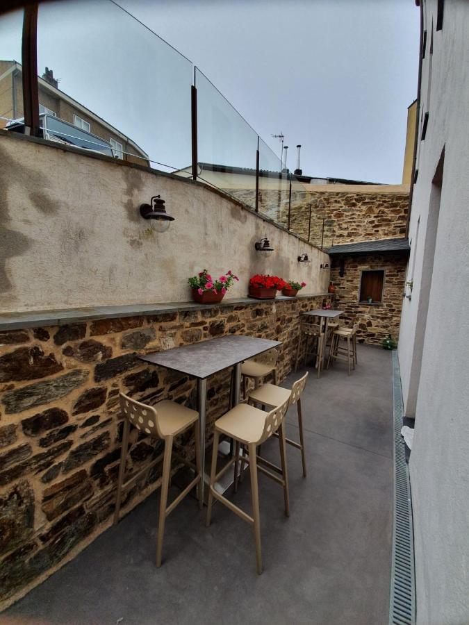 A Fonsagrada Albergue Casa Cuartel מראה חיצוני תמונה