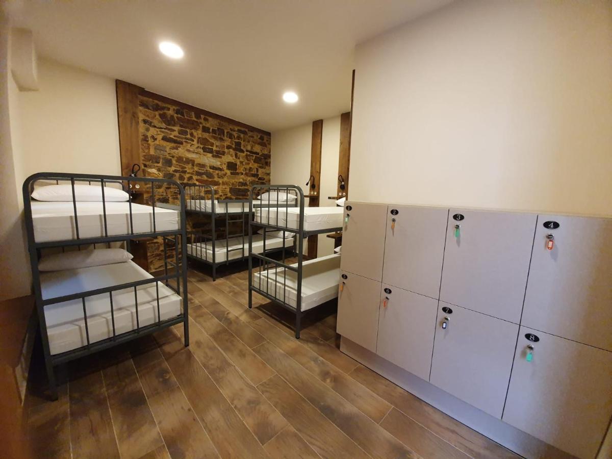 A Fonsagrada Albergue Casa Cuartel מראה חיצוני תמונה