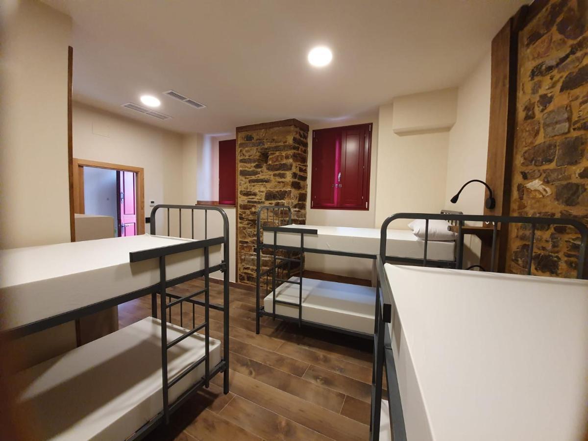 A Fonsagrada Albergue Casa Cuartel מראה חיצוני תמונה