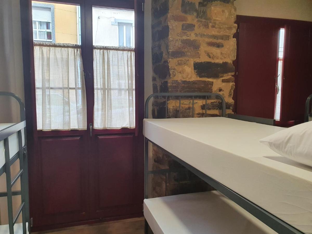 A Fonsagrada Albergue Casa Cuartel מראה חיצוני תמונה