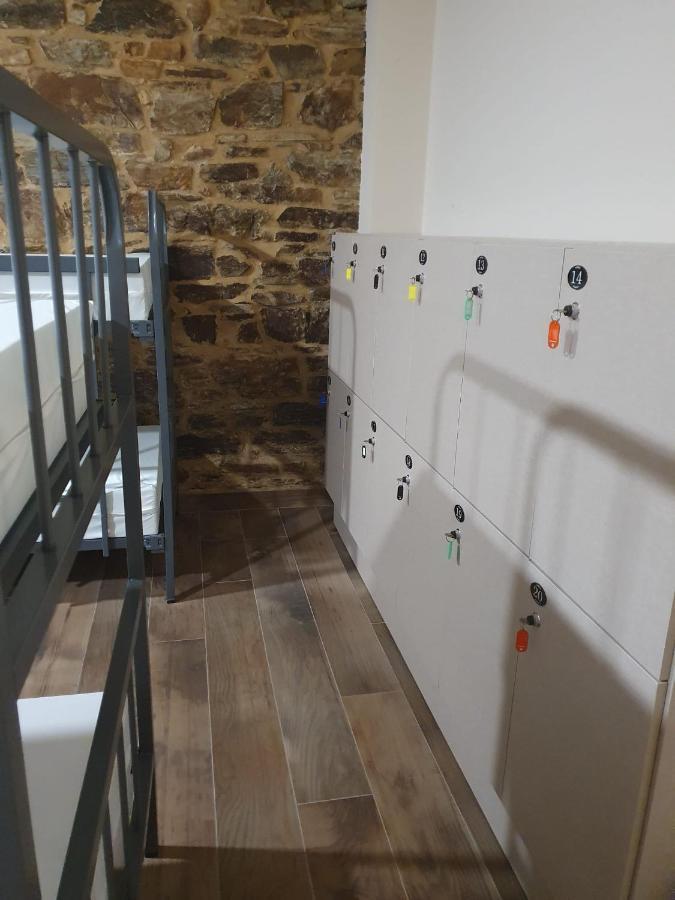 A Fonsagrada Albergue Casa Cuartel מראה חיצוני תמונה